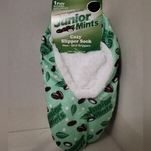 Junior mint cozy slippers socks size 5to 8 womens